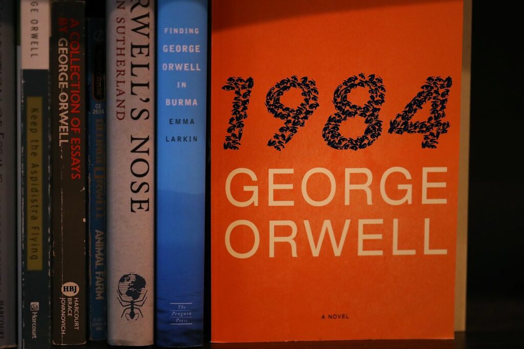 21 Books Like '1984' That Will Change How You See The Future