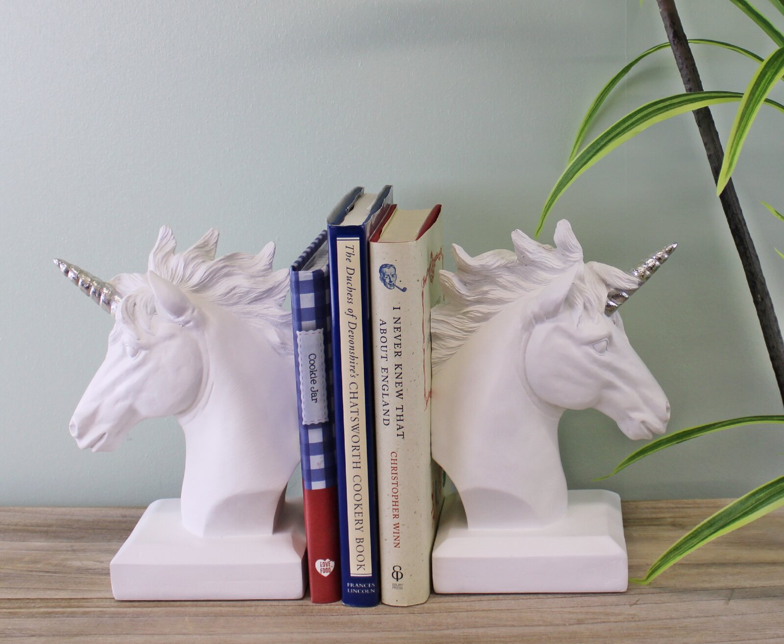 30+ Perfect Nursery Bookends for Your Baby’s Room